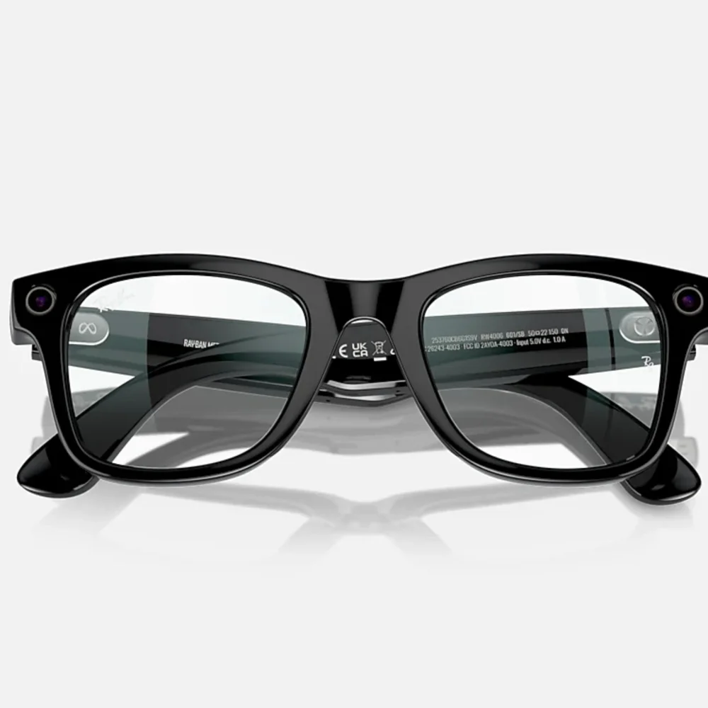 Ray-Ban Smart Glasses in Black